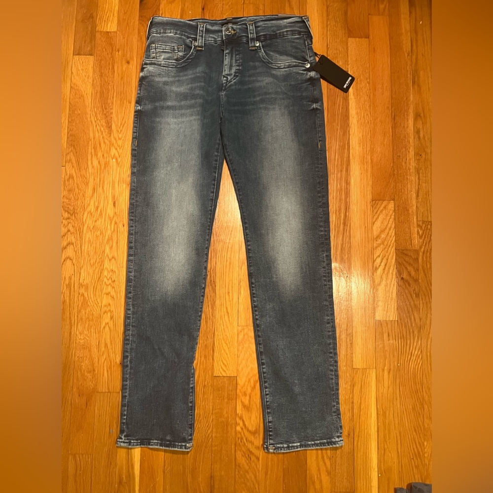 True Religion Medium Ink blue washed jeans. Size 32